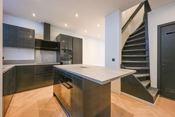 Medium property photo - Oog In 'T Zeilstraat, 2512 CC Den Haag